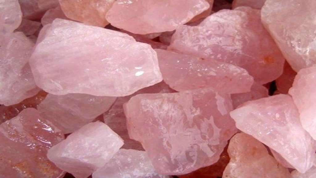 Pembe Kuvars Taşı Evde Nereye Konur?