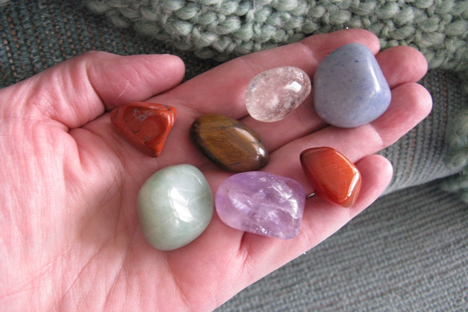 Doğal Taşlarla Arınma Nasıl Yapılır