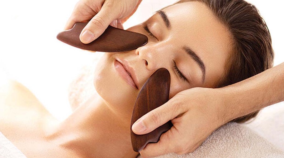 Gua Sha Masaj Taşı Nasıl Kullanılır