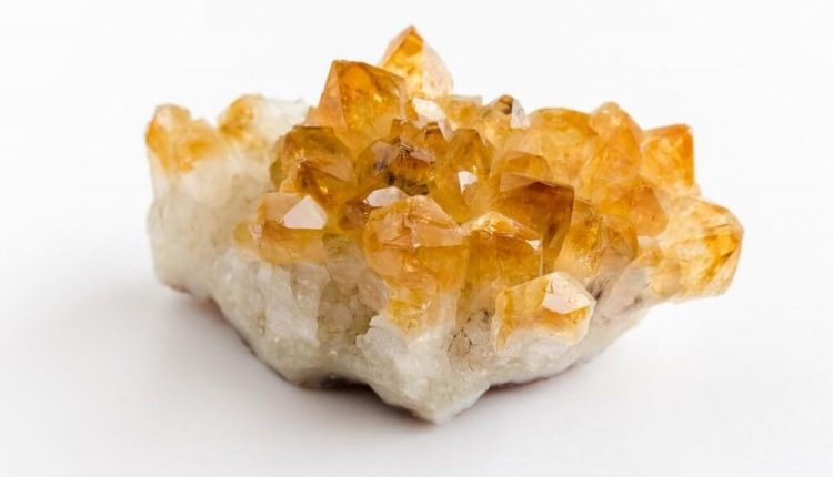 Bolluk İçin Kullanılacak Doğal Taşlar